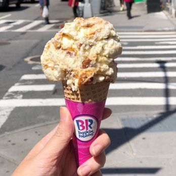 Baskin-Robbins - Praline ice cream - Ice Cream & Frozen Yogurt Near Me - New York, New York Baskin-Robbins - Praline ice cream - Ice Cream & Frozen Yogurt Near Me - New York, New York