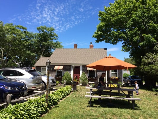 Little House Café by null