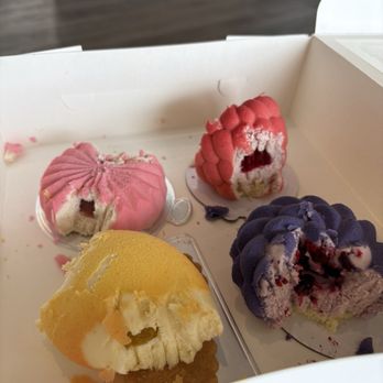 Kyiv Cakes Bakery - Bakeries Near Me - Lakeville, Minnesota