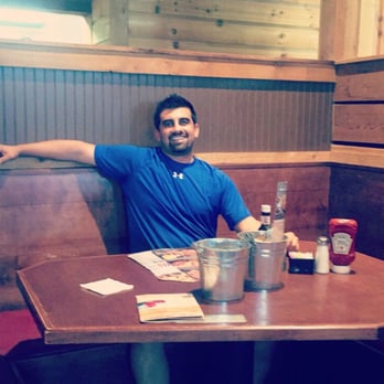 Logan's Roadhouse - Steakhouses Near Me - Dickson, Tennessee
