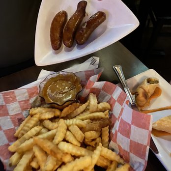 Rafferty's Irish Pub - Irish Sausages and fries with curry sauce - Pubs Near Me - Countryside, Illinois Rafferty's Irish Pub - Irish Sausages and fries with curry sauce - Pubs Near Me - Countryside, Illinois