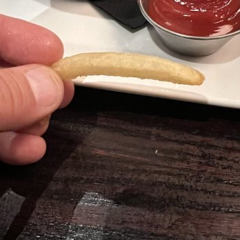 Sedona Taphouse - Limp fries - American Near Me - Norwalk, Connecticut Sedona Taphouse - Limp fries - American Near Me - Norwalk, Connecticut