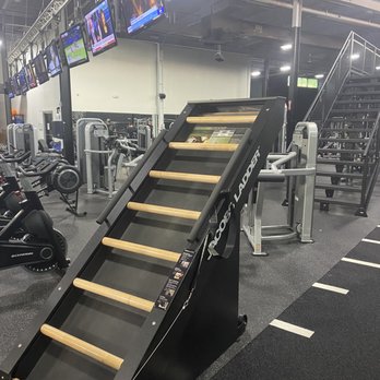 ONYX Fitness - Gyms Near Me - Bellmore, New York
