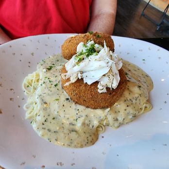 Restaurant des Familles - Amazing crab cakes and freshest crabmeat on top. Awesome cheesy pasts - Cajun/Creole Near Me - Marrero, Louisiana