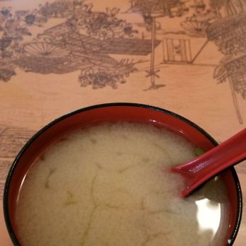 Momo Sushi & Ramen - Miso soup - Sushi Bars Near Me - Brooklyn, New York