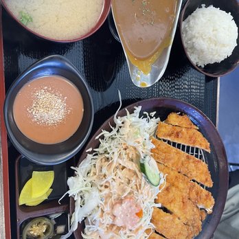 Hako - Chicken katsu with curry - Sushi Bars Near Me - Irvine, California Hako - Chicken katsu with curry - Sushi Bars Near Me - Irvine, California