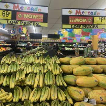 Lowe's Mercado - Denver - Lots of Latin centered produce options at reasonable prices - Grocery Near Me - Denver, Colorado Lowe's Mercado - Denver - Lots of Latin centered produce options at reasonable prices - Grocery Near Me - Denver, Colorado
