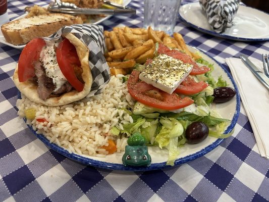Christina's Cuisine by null