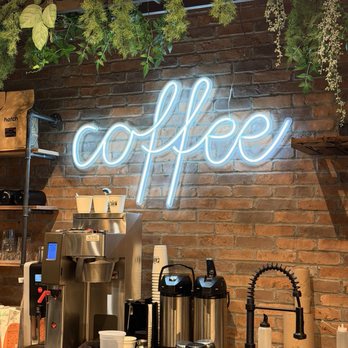 Metropolis Mercantile + Cafe - Themed Cafes Near Me - Newmarket, Ontario