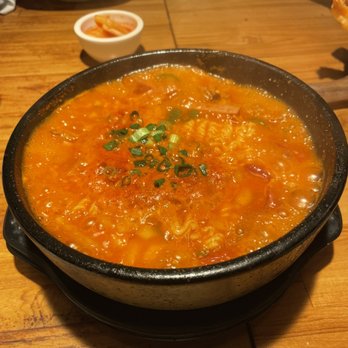 Mama's Kitchen - Army stew - Korean Near Me - Bellevue, Washington