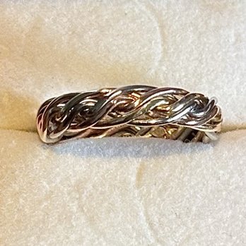 Unique Fine Jewelry - Wedding band - Jewelry Near Me - Rockville, Maryland Unique Fine Jewelry - Wedding band - Jewelry Near Me - Rockville, Maryland