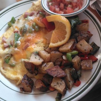 Woody's Diner - Denver Omelet and easily the best " Home Style Potatoes" anywhere. - Diners Near Me - Sunset Beach, California Woody's Diner - Denver Omelet and easily the best " Home Style Potatoes" anywhere. - Diners Near Me - Sunset Beach, California