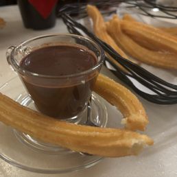 Churros con chocolate