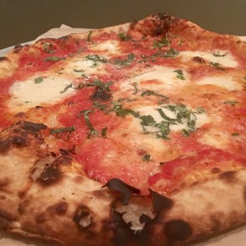 Pizzando - Pizza Near Me - Healdsburg, California