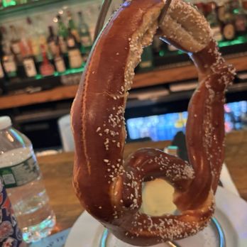 Long Acre Tavern - Sports Bars Near Me - New York, New York Long Acre Tavern - Sports Bars Near Me - New York, New York