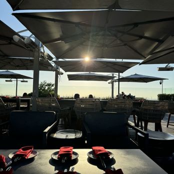 Rise Rooftop Lounge - Vibes - Lounges Near Me - Anaheim, California Rise Rooftop Lounge - Vibes - Lounges Near Me - Anaheim, California