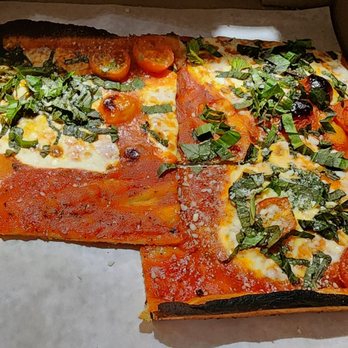 LAZZARA’S PIZZA CAFE - Updated June 2025 - 290 Photos & 436 Reviews