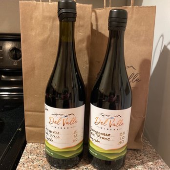 Del Valle Winery - Our two special blends, bottles included! - Wineries Near Me - Livermore, California