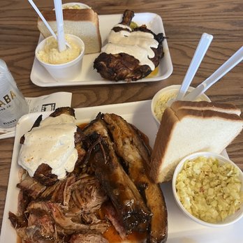 SAW's BBQ - Sampler platter and chicken bbq - Barbeque Near Me - Homewood, Alabama SAW's BBQ - Sampler platter and chicken bbq - Barbeque Near Me - Homewood, Alabama