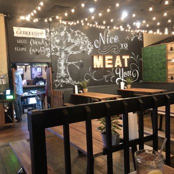 Big Tom's Backyard Grill & Bar - Bars Near Me - Cleveland, Tennessee