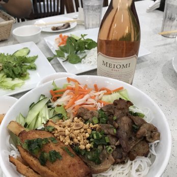 Pho Que Huong - Vietnamese Near Me - Honolulu, Hawaii Pho Que Huong - Vietnamese Near Me - Honolulu, Hawaii