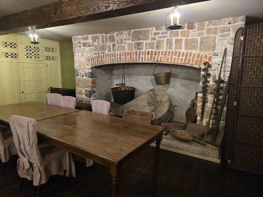 Frontier Tavern by null