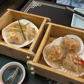 Chojo - Kimchi dumpling and steamed scallops - Chinese Near Me - London, XGL