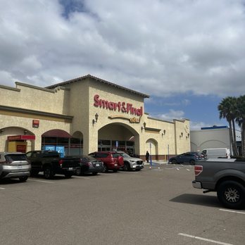 Smart & Final Extra! - Front of the store - Grocery Near Me - San Marcos, California Smart & Final Extra! - Front of the store - Grocery Near Me - San Marcos, California