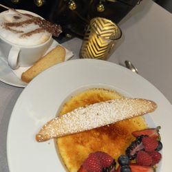 21 Club - Cappuccino and Crème Brûlée