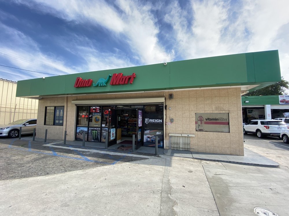 CORONA ULTRAMART GAS LIQUOR & MECHANICS 11 Photos 401 W 6th St