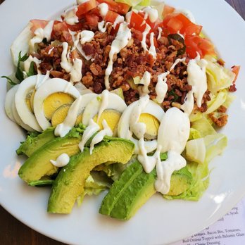 Mo's River Road Grill - Cobb Salad - Wine Bars Near Me - Salinas, California