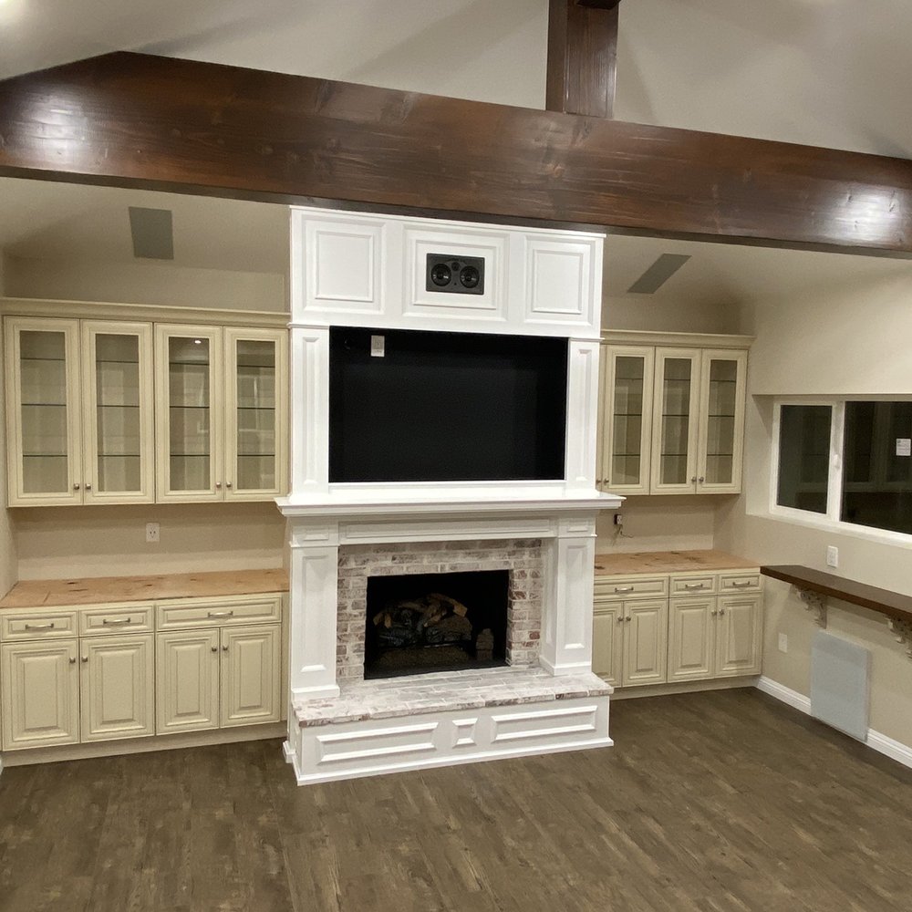 To The Max Construction - Fireplace and den - General Contractors Near Me To The Max Construction - Fireplace and den - General Contractors Near Me
