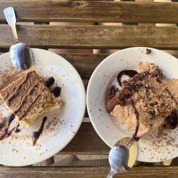 Bistro La Baia - Home made Tiramisu and Chocolate Mousse - Italian Near Me - Philadelphia, Pennsylvania