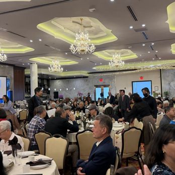 Grand Dynasty - Inside can fit 500 people ( 50 tables ) - Seafood Near Me - San Jose, California