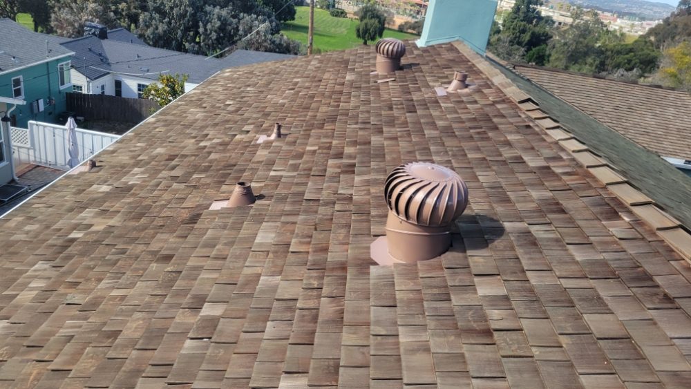 Slide of Califa Roofing