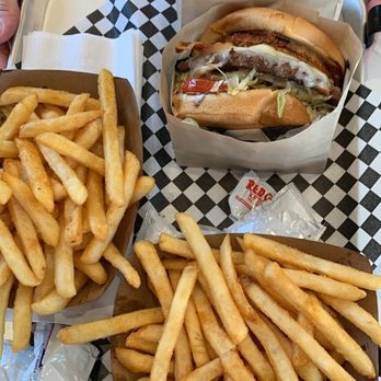 Frisco's Carhops - The fries were seasoned and crispy. Perfect!! - American Near Me - Whittier, California Frisco's Carhops - The fries were seasoned and crispy. Perfect!! - American Near Me - Whittier, California