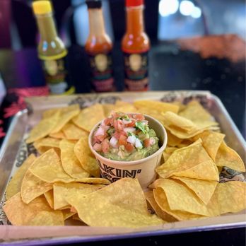 Talkin' Tacos Brickell - Guacamole and Chips - Tacos Near Me - Miami, Florida Talkin' Tacos Brickell - Guacamole and Chips - Tacos Near Me - Miami, Florida