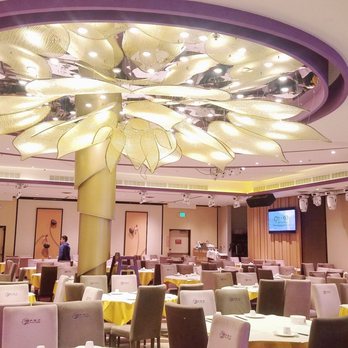 Fusion Delight - Beautiful restaurant - Chinese Near Me - San Leandro, California