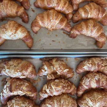 Harborview Market - Croissants - Delis Near Me - Bridgeport, Connecticut