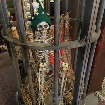 Lancaster Troll Market - Had a sign hanging that said "shop lifter" - Used, Vintage & Consignment Near Me - Lancaster, Pennsylvania