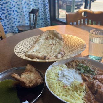 Chit Chaat - Lunch special:  Garlic nan bread $3.50 Samosa $2.00 Combo Chicken Tikka Masala $12 - Indian Near Me - Racine, Wisconsin
