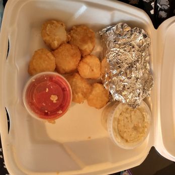 The Fish Boat - Soggy AND cold food - Seafood Near Me - Johnstown, Pennsylvania