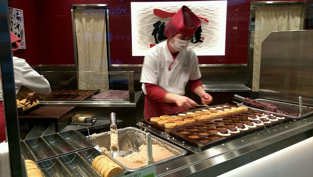 御座候姫路駅店