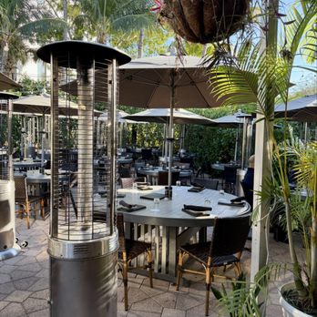The Bay House - Front outside dining area - Seafood Near Me - Naples, Florida The Bay House - Front outside dining area - Seafood Near Me - Naples, Florida