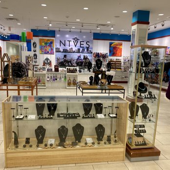 NTVES - Women's Clothing Near Me - Novi, Michigan