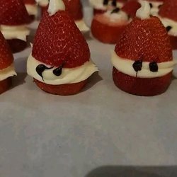 Salsa Caterers & Special Events - Strawberry Santas