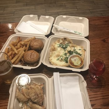 Sistah - Pork sliders (my favorite), cheesy garlic naan, & beef gyoza - Food Trucks Near Me Sistah - Pork sliders (my favorite), cheesy garlic naan, & beef gyoza - Food Trucks Near Me