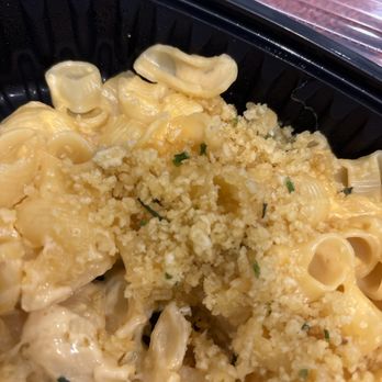 Tavern in the Square - Mac Cheese - Sports Bars Near Me - Boston, Massachusetts Tavern in the Square - Mac Cheese - Sports Bars Near Me - Boston, Massachusetts