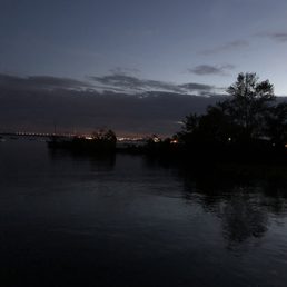 Park view overlooking Delaware River Park view overlooking Delaware River