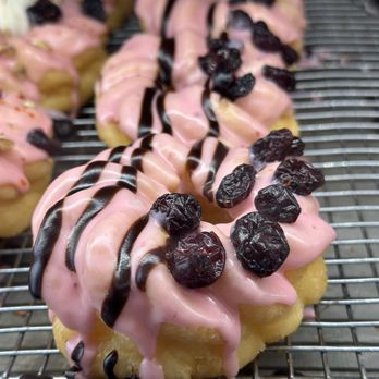 BAD Bakers - Roseville - This is one of those "high class" donuts. Bougie at its best! - Bakeries Near Me - Roseville, California BAD Bakers - Roseville - This is one of those "high class" donuts. Bougie at its best! - Bakeries Near Me - Roseville, California
